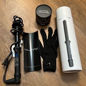 BRAND NEW - NUME 25mm Classic Wand - black